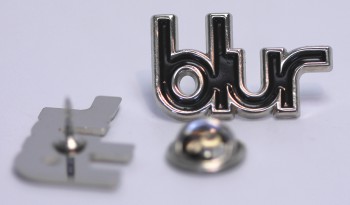 BLUR BLACK PIN